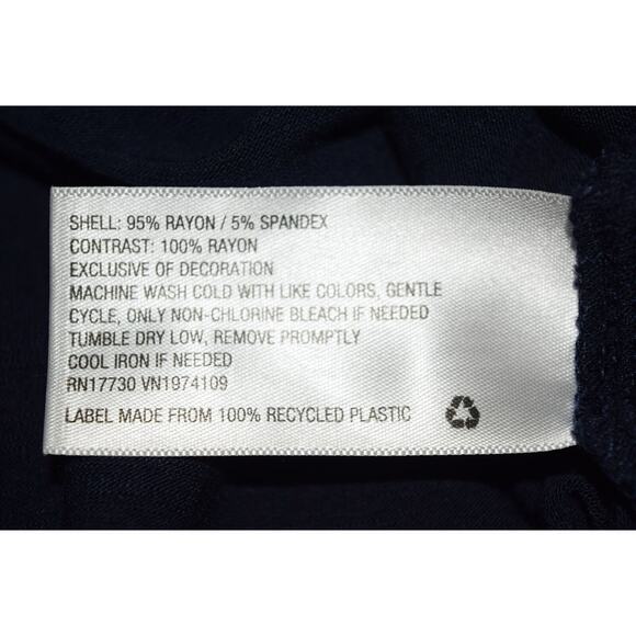 Knox Rose Pretty Navy Embroidered V-Neck Princess Waist Raglan Sleeve Tunic SZ S - Picture 6 of 6